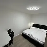 Apartment Ar Rezidencia Fibichova *